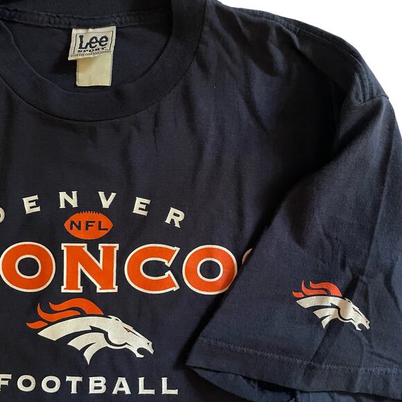 Vintage NFL Denver Broncos Football Team Logo Spellout Lee Sport T-shirt - Picture 1 of 5